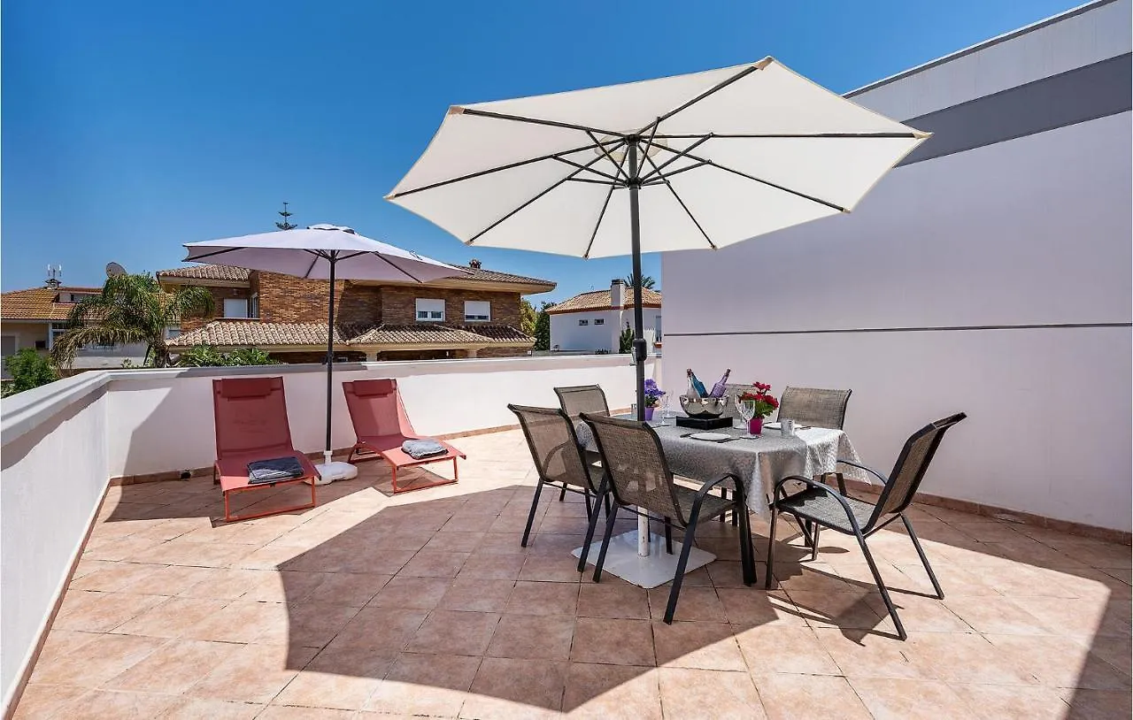Lovely Apartment In Roquetas De Mar With Kitchen